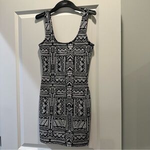 H&M Black and White Geometric Mini Dress